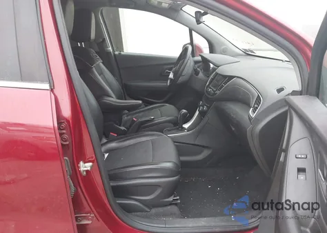 2018 Chevrolet Trax Lt z USA, uszkodzony, nr VIN 3GNCJPSB6JL381043